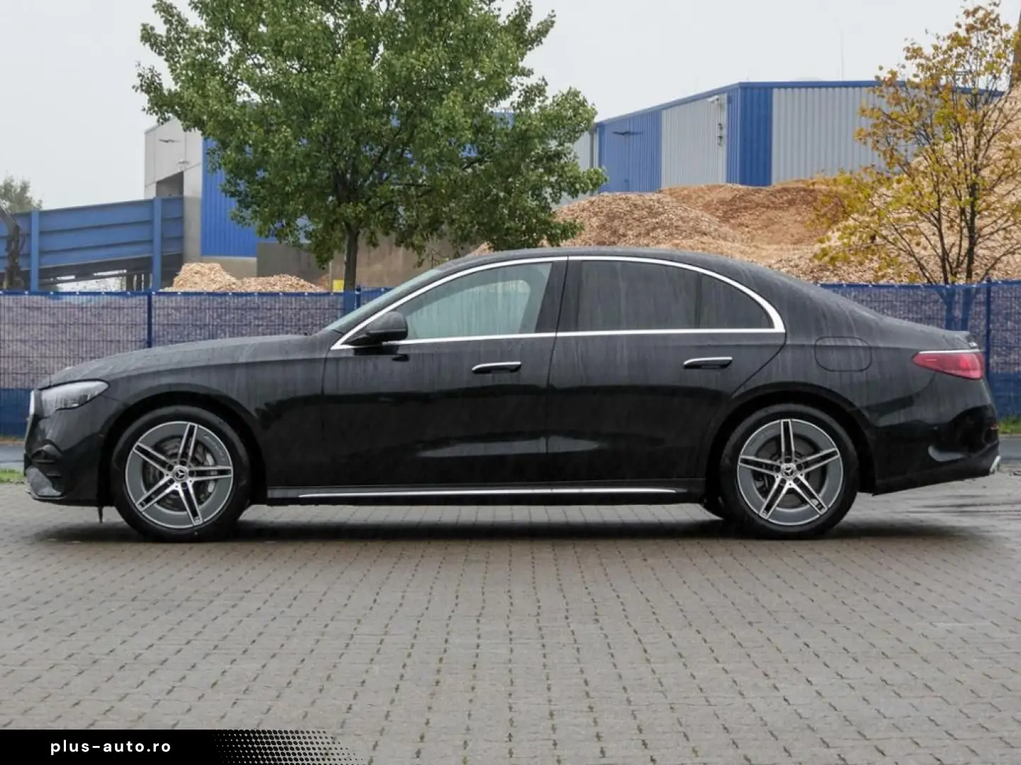 E 300 de 4M AMG-Sport Pano AHK Burm Dist Keyl 19