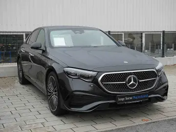 E 400 e 4MATIC AMG Night DISTRONIC 360 Kamera