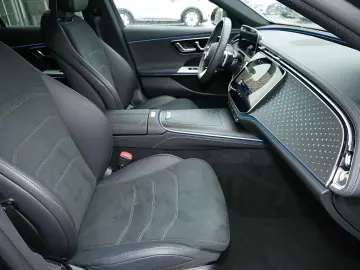 E 400 e 4MATIC AMG Night DISTRONIC 360 Kamera