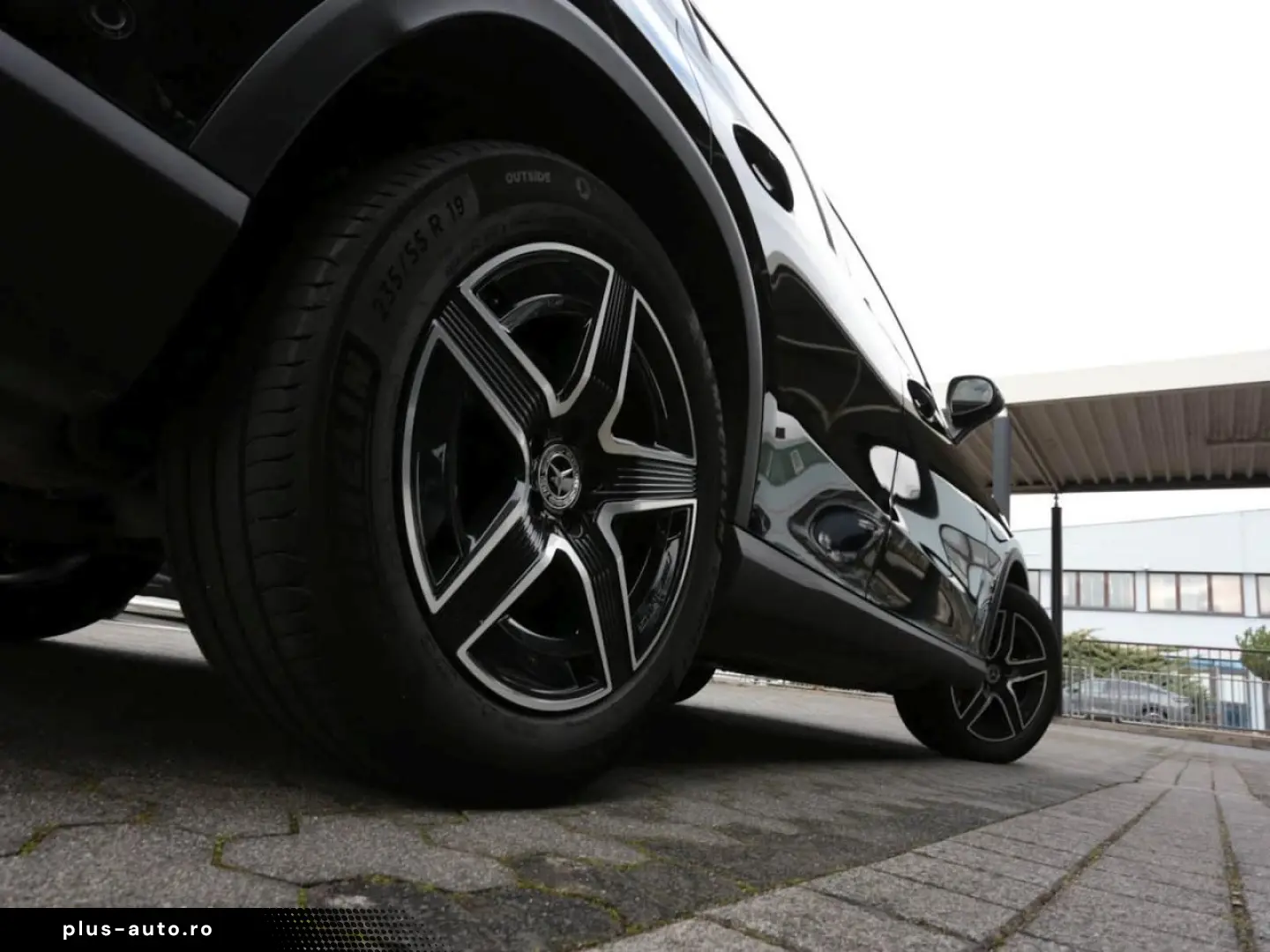 GLC 220 d 4M AMG MBUX Navi Distronic 360