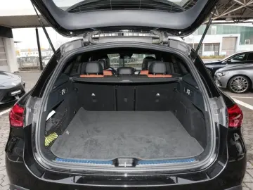 GLC 220 d 4M AMG MBUX Navi Distronic 360