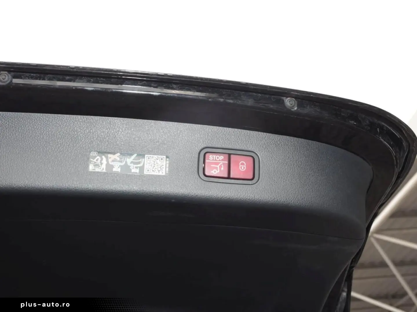 GLC 220 d 4M AMG MBUX Navi Distronic 360