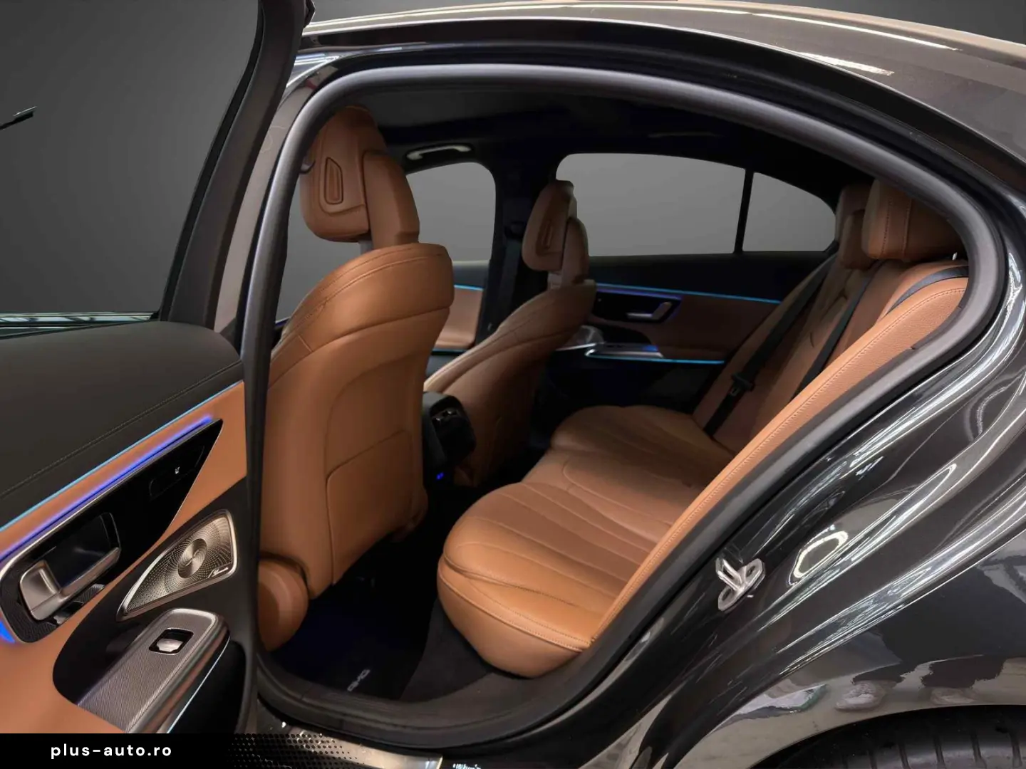 E 200 4M AMG Pano NIGHT LP 94135 - L. Braun 20