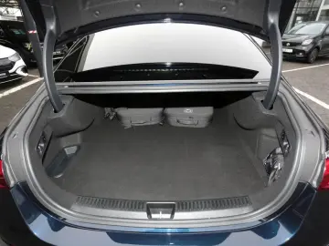 E 400 e 4M AMG Panorama Burmester Memory 360