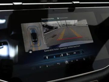 E 400 e 4M AMG Panorama Burmester Memory 360