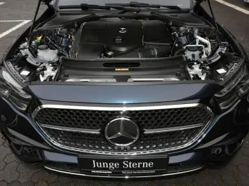 E 400 e 4M AMG Panorama Burmester Memory 360