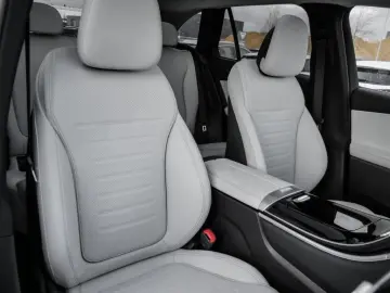 GLC 400 e 4M AMG-Sport Pano AHK Memo 360 HUD 19'