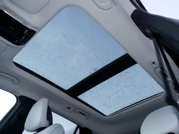 GLC 400 e 4M AMG-Sport Pano AHK Memo 360 HUD 19'