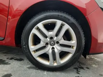 RENAULT CLIO 0.9 TCe 75CP Life Evo