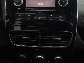 RENAULT CLIO 0.9 TCe 75CP Life Evo