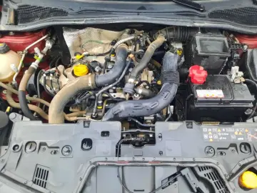 RENAULT CLIO 0.9 TCe 75CP Life Evo