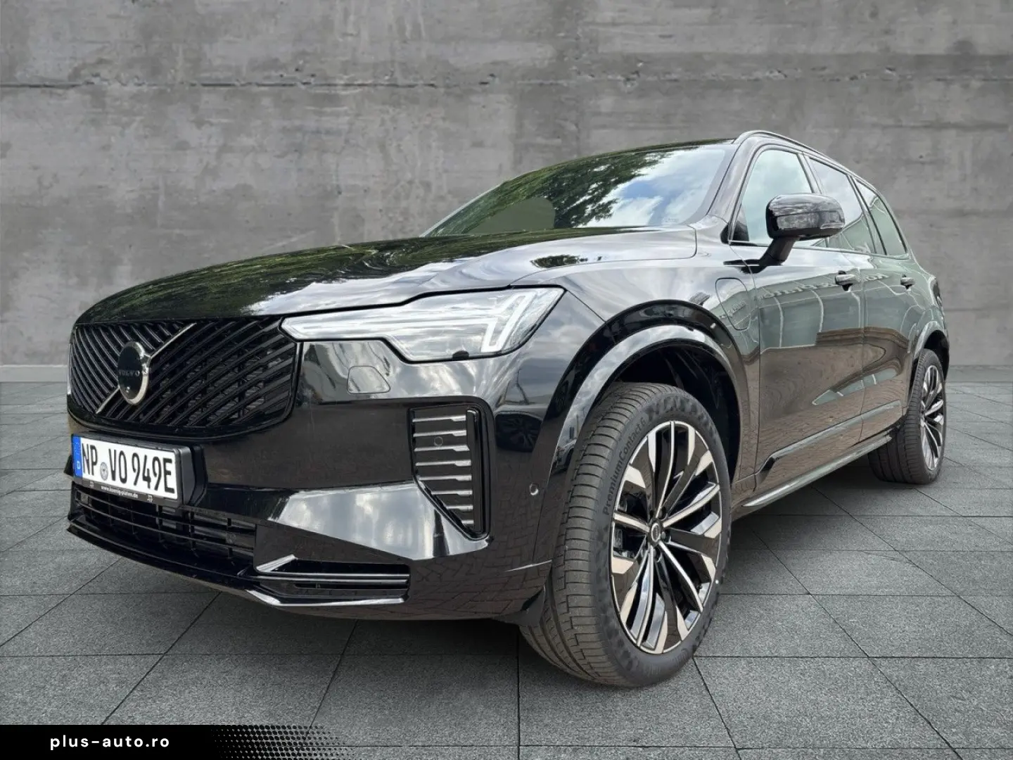 XC90 T8 AWD Plus Dark Plug-In 360