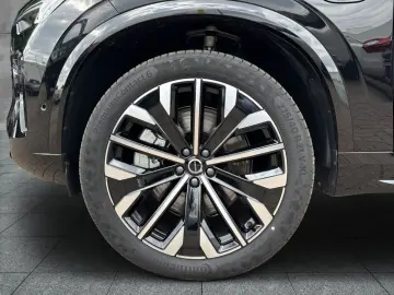 XC90 T8 AWD Plus Dark Plug-In 360
