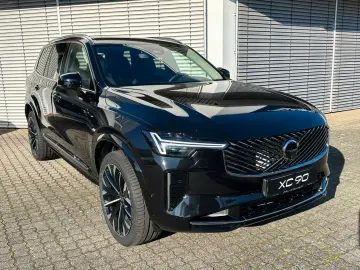 XC90 T8 Facelift Plus Bright
