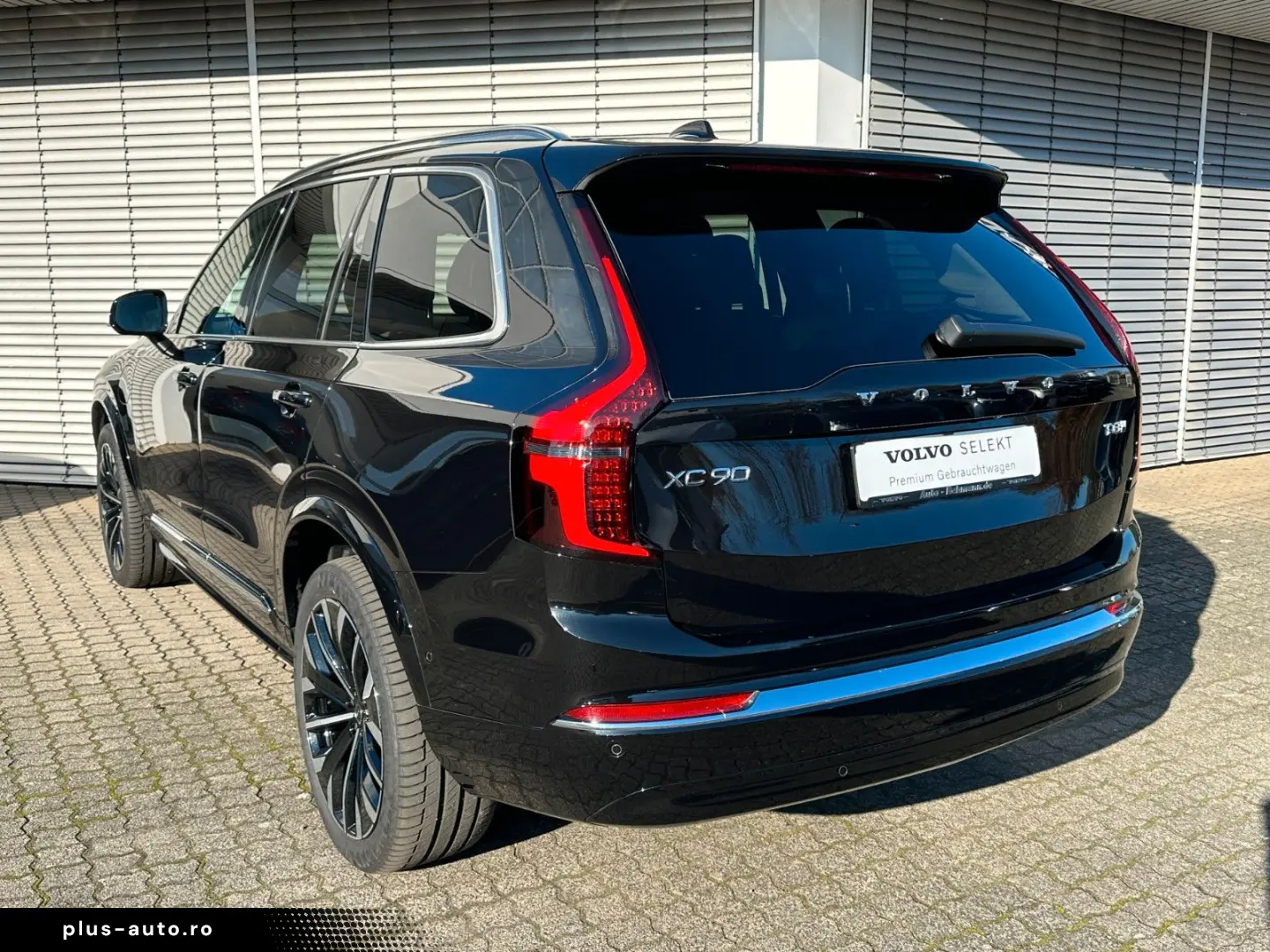 XC90 T8 Facelift Plus Bright