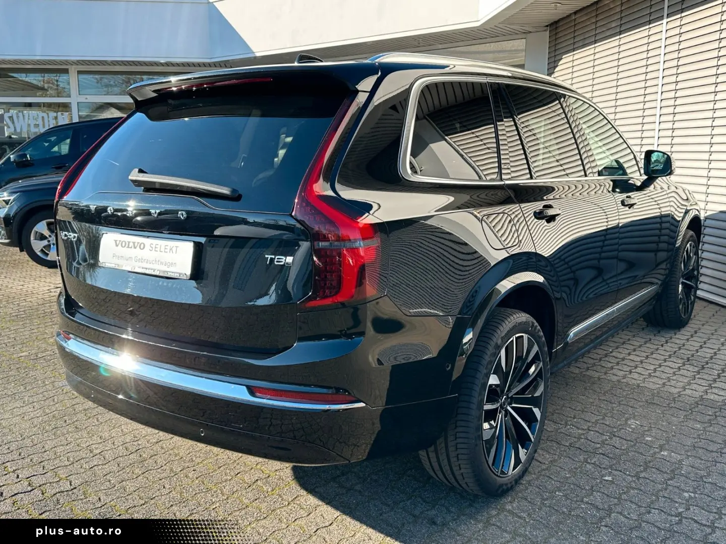 XC90 T8 Facelift Plus Bright