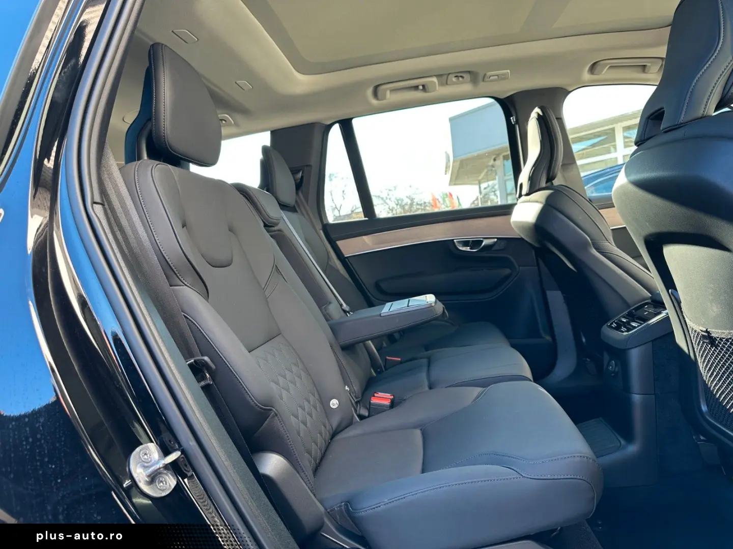 XC90 T8 Facelift Plus Bright