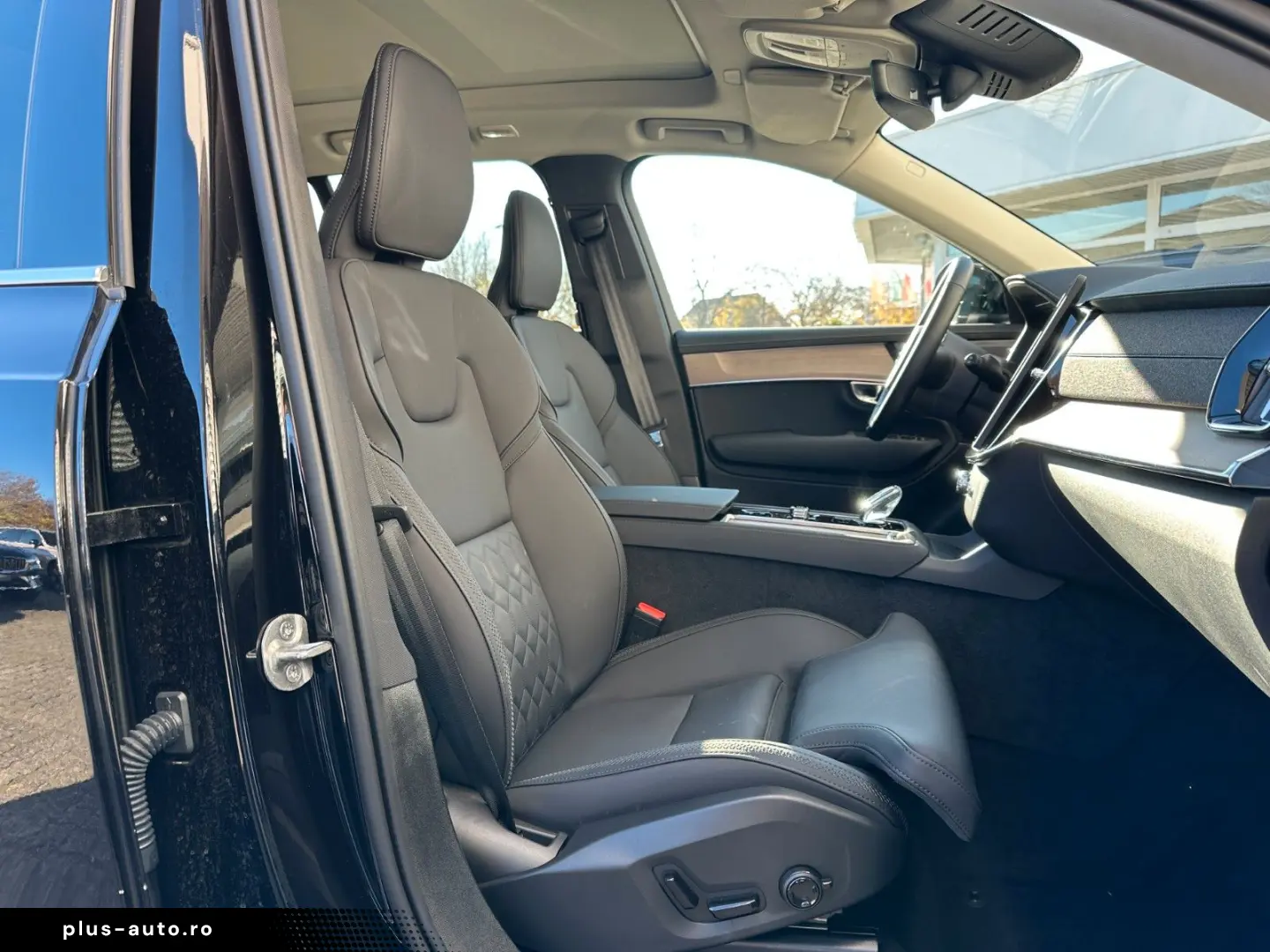 XC90 T8 Facelift Plus Bright