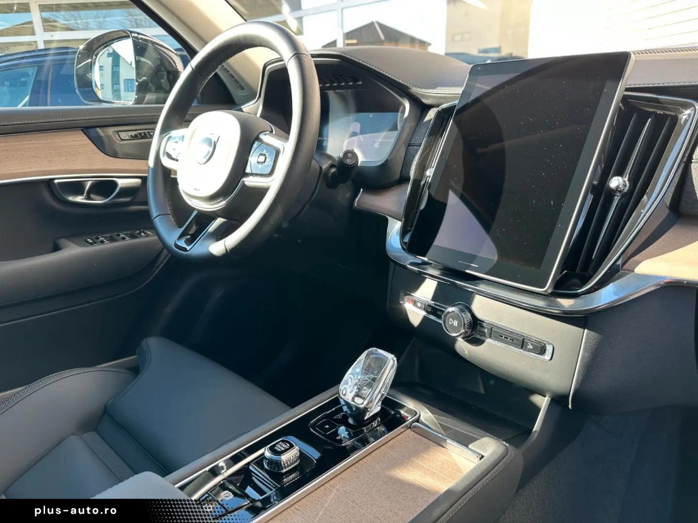 XC90 T8 Facelift Plus Bright