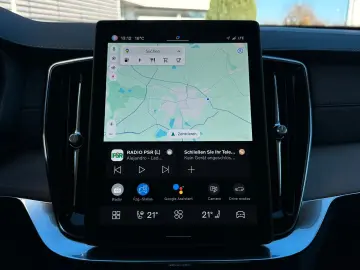 XC90 T8 Facelift Plus Bright