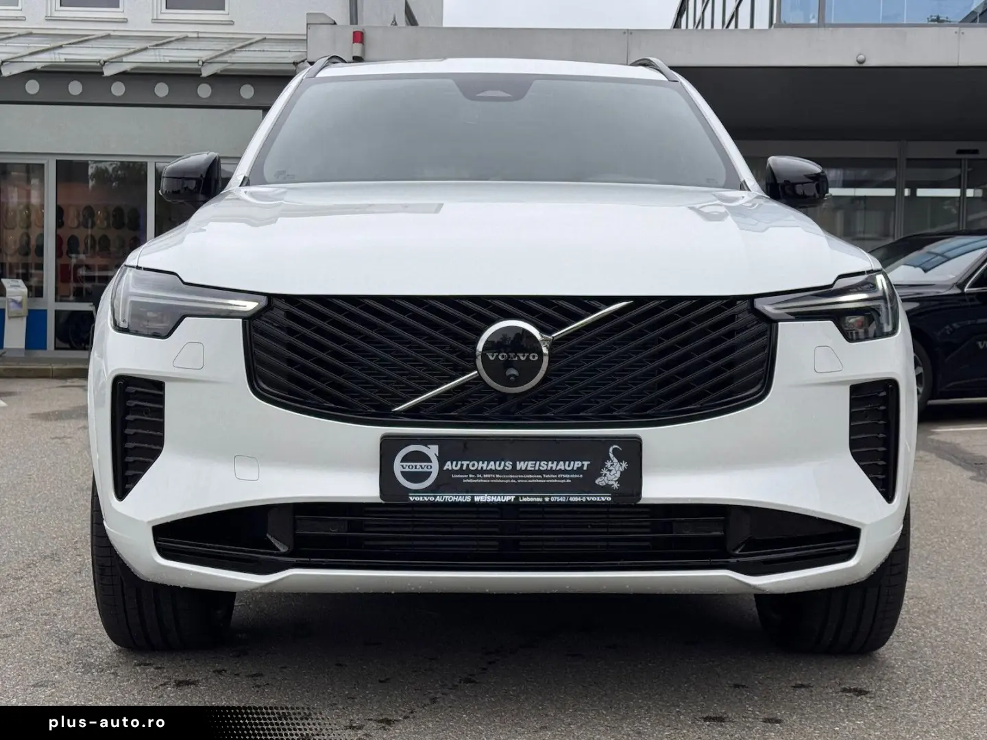 XC90 T8 Ultra Dark BOWERS 360