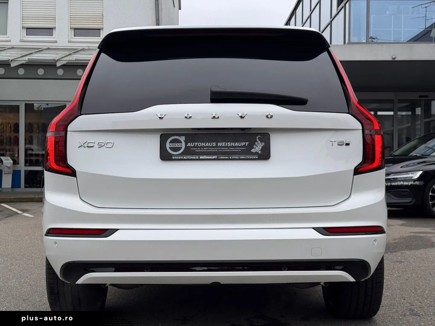 XC90 T8 Ultra Dark BOWERS 360