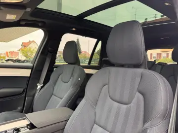 XC90 T8 Ultra Dark BOWERS 360