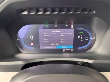 XC90 T8 Ultra Dark BOWERS 360