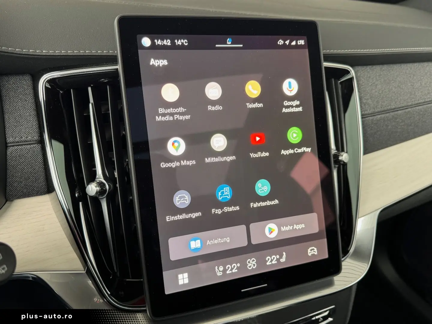 XC90 T8 Ultra Dark BOWERS 360