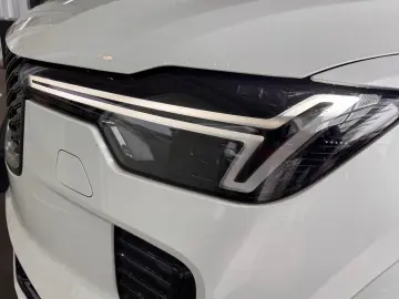 XC90 T8 Ultra Dark BOWERS 360