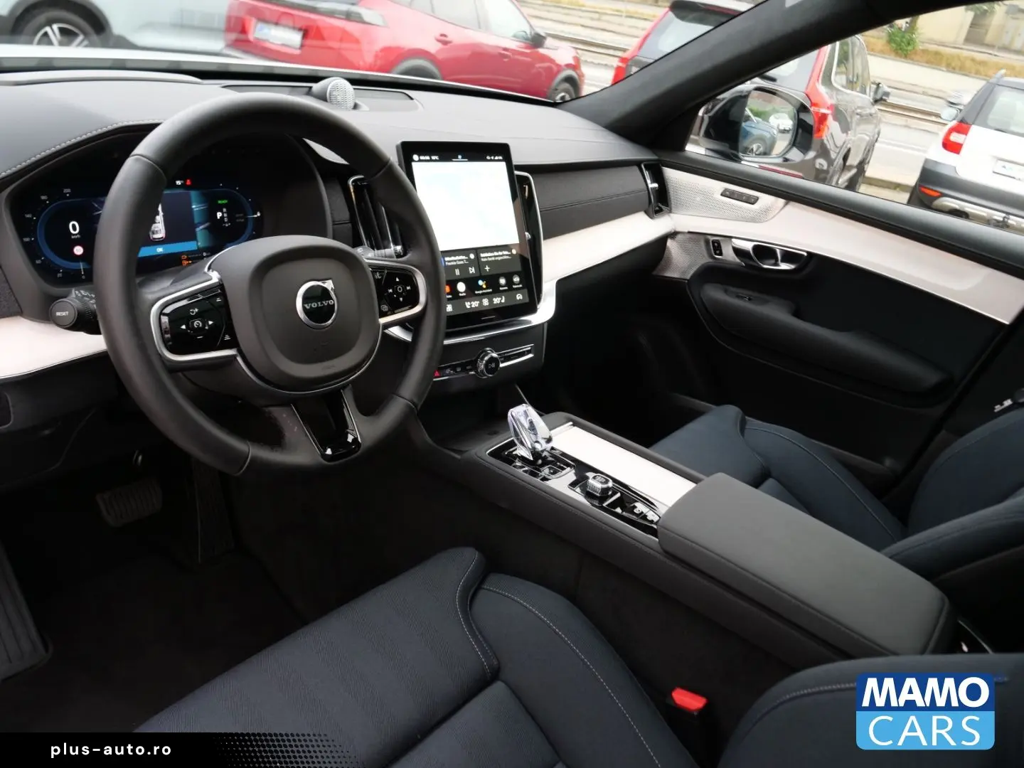 XC90 T8 AWD Ultra Dark BOWERS 360 AirSusp TowHook