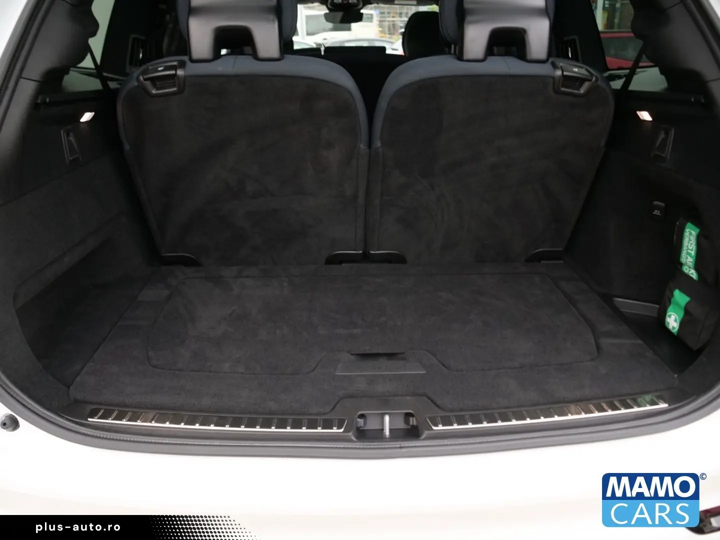 XC90 T8 AWD Ultra Dark BOWERS 360 AirSusp TowHook