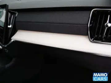 XC90 T8 AWD Ultra Dark BOWERS 360 AirSusp TowHook