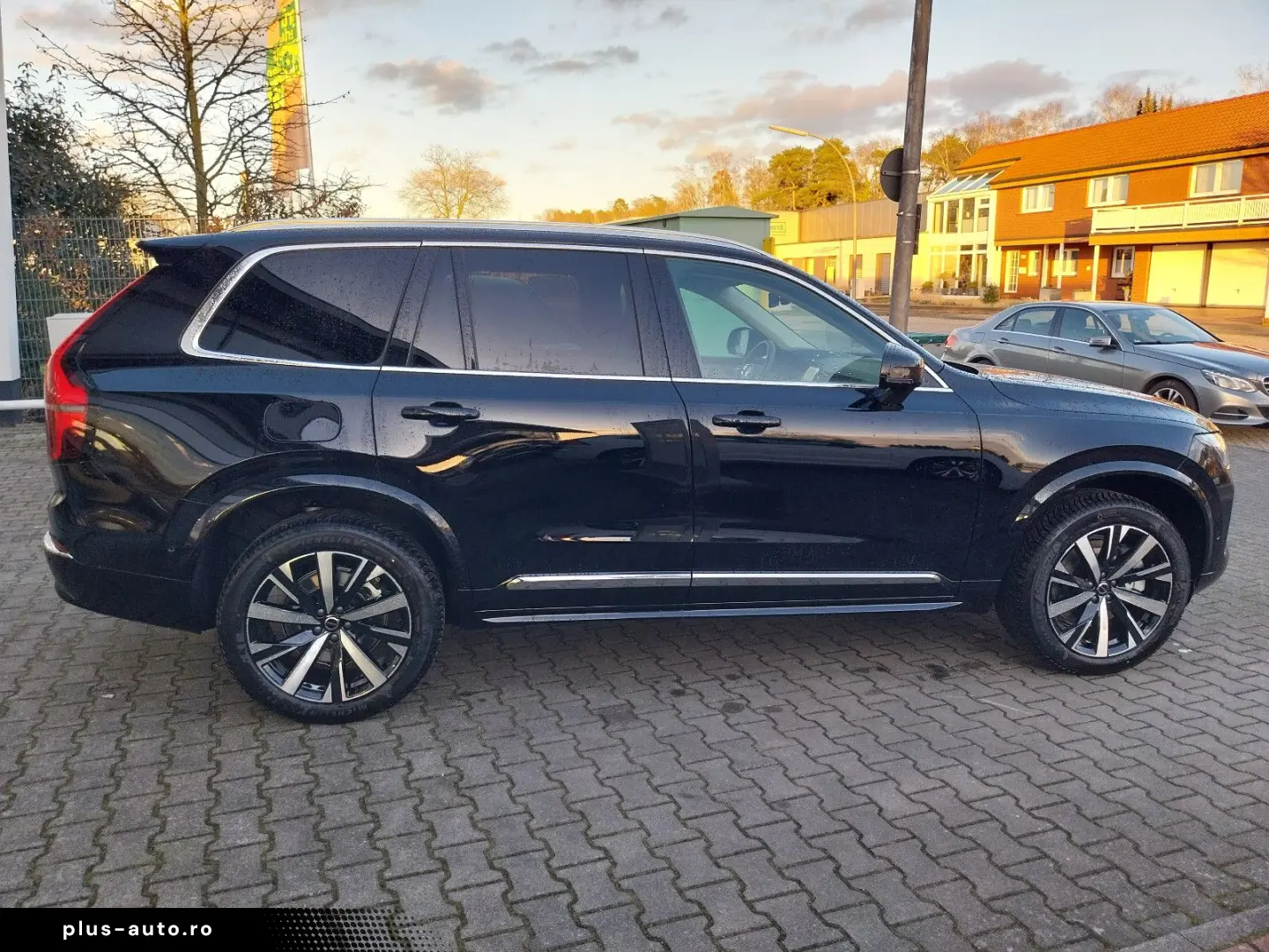 XC90 Plus Bright Recharge Plug-In Hybrid AWD