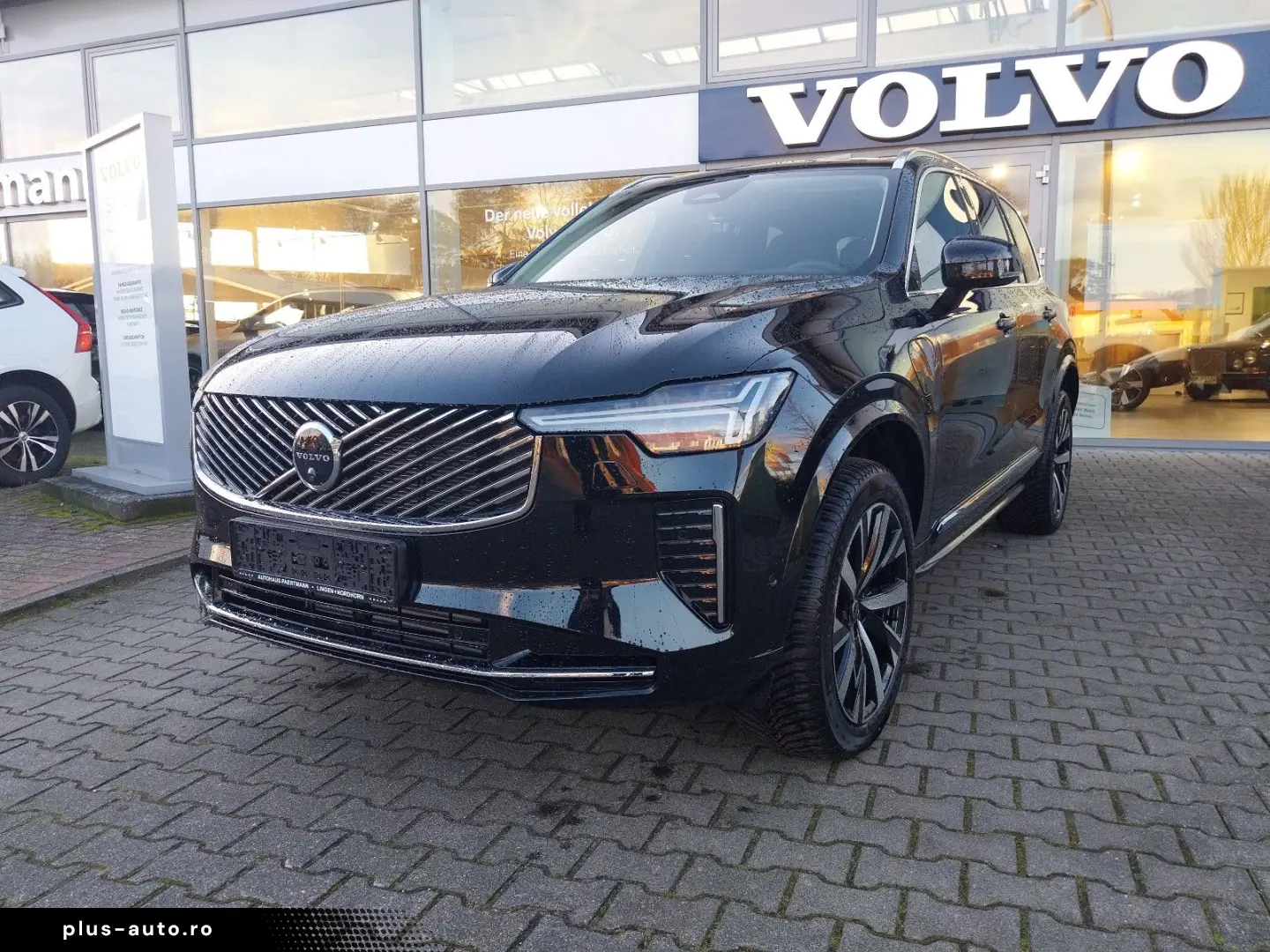 XC90 Plus Bright Recharge Plug-In Hybrid AWD