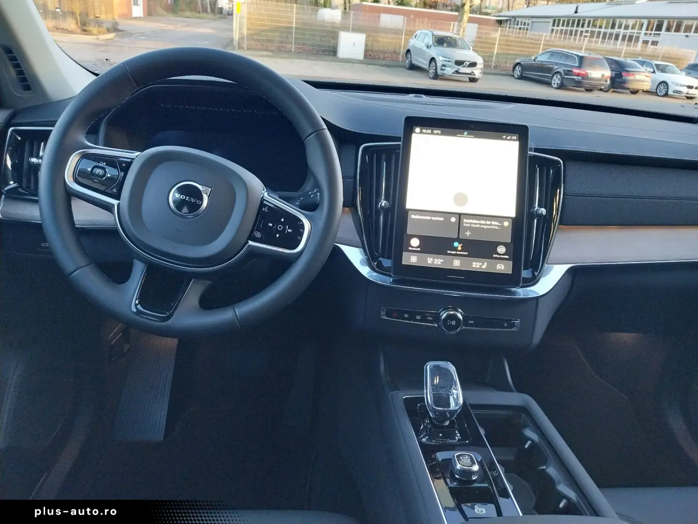 XC90 Plus Bright Recharge Plug-In Hybrid AWD