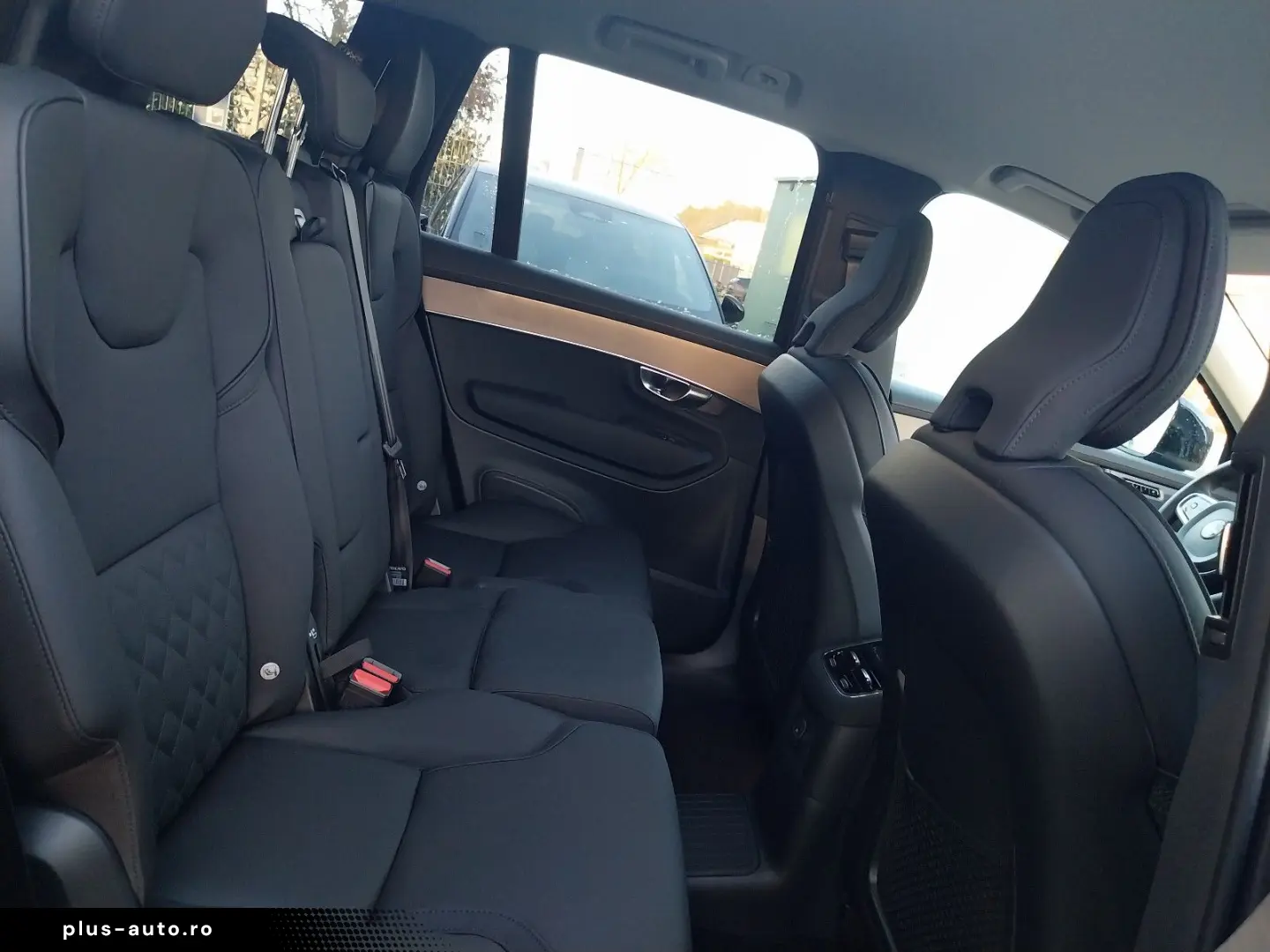 XC90 Plus Bright Recharge Plug-In Hybrid AWD