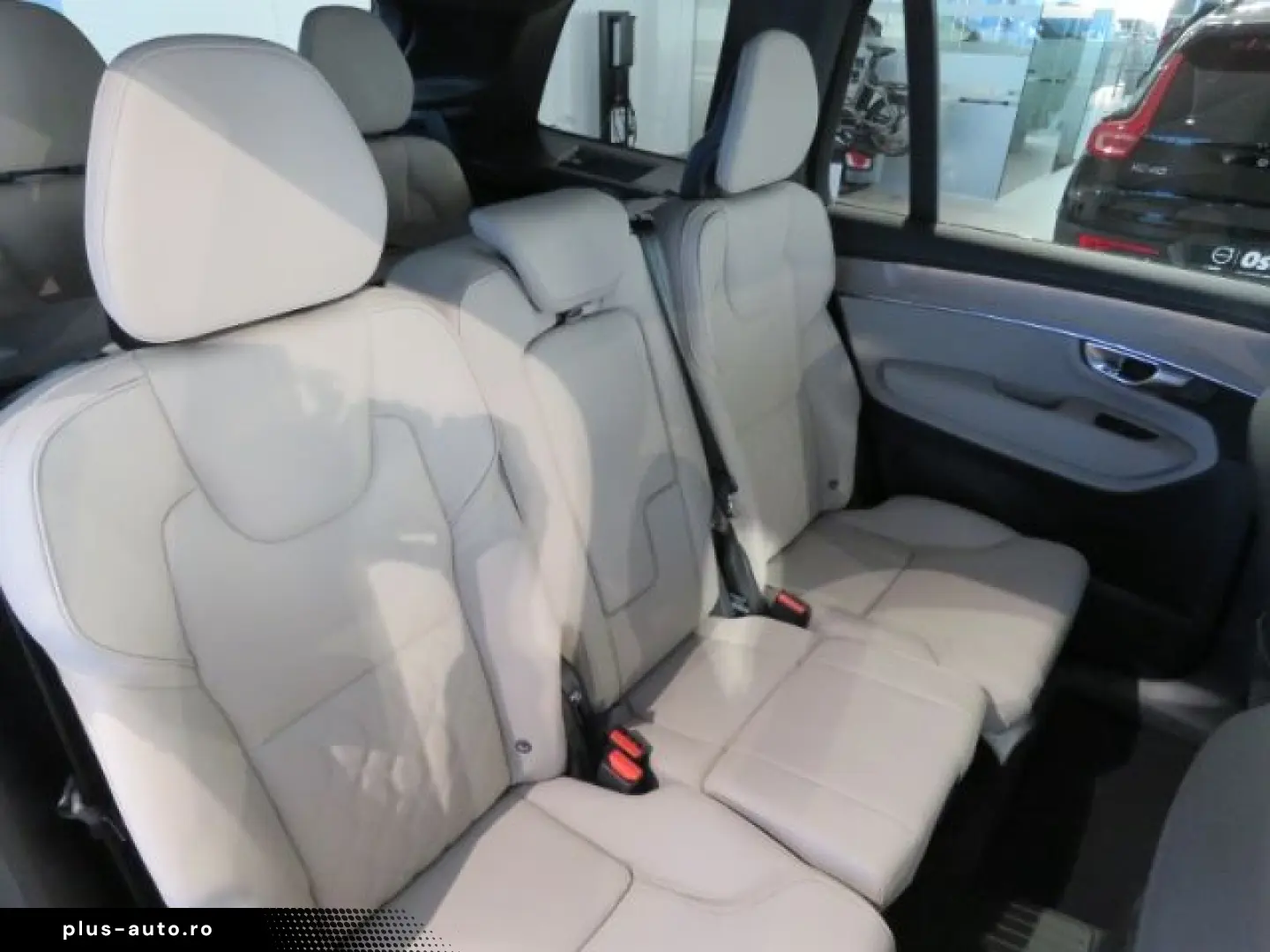 XC90 T8 AWD Plus Dark 7-Sitzer 360Grad Seiten- u
