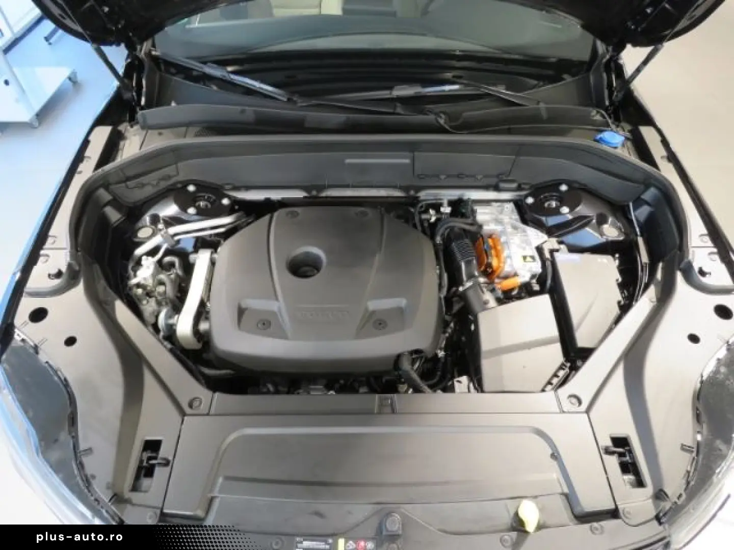 XC90 T8 AWD Plus Dark 7-Sitzer 360Grad Seiten- u