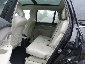 XC90 Plus T8 AWD Plug-in Hybrid Pano H&K 360