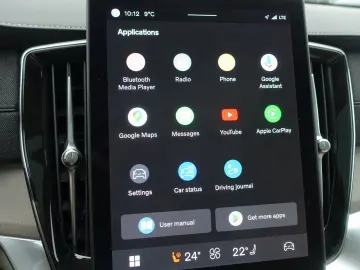 XC90 Plus T8 AWD Plug-in Hybrid Pano H&K 360