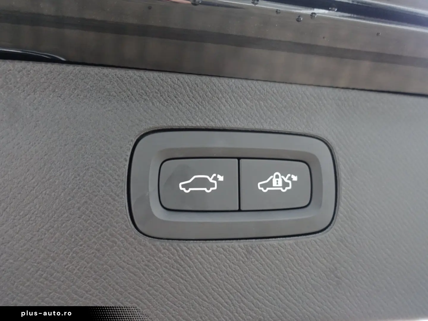 XC90 Plus T8 AWD Plug-in Hybrid Pano H&K 360