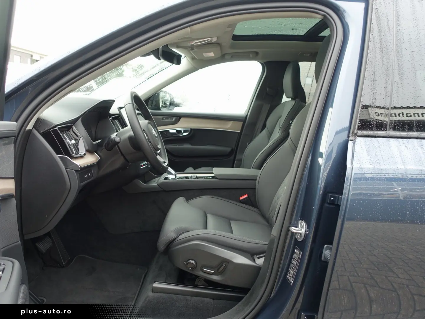 XC90 Plus  T8 AWD Plug-in Hybrid FourC Pano 360