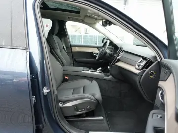 XC90 Plus  T8 AWD Plug-in Hybrid FourC Pano 360