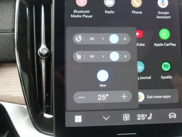 XC90 Plus  T8 AWD Plug-in Hybrid FourC Pano 360