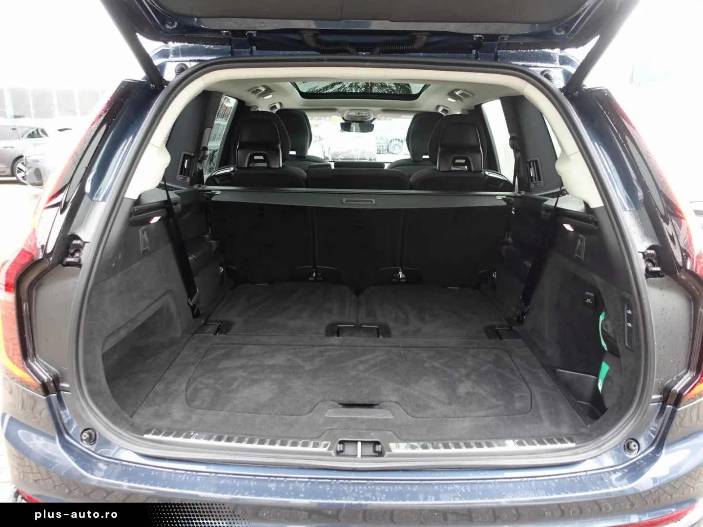 XC90 Plus  T8 AWD Plug-in Hybrid FourC Pano 360