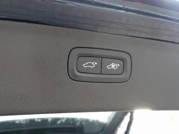 XC90 Plus  T8 AWD Plug-in Hybrid FourC Pano 360