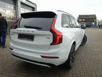 XC90 Plus T8 AWD Plug-in Hybrid AirSusp TowHook 360