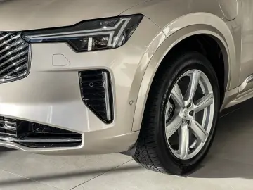 XC90 T8 AWD Plus Bright AirSusp