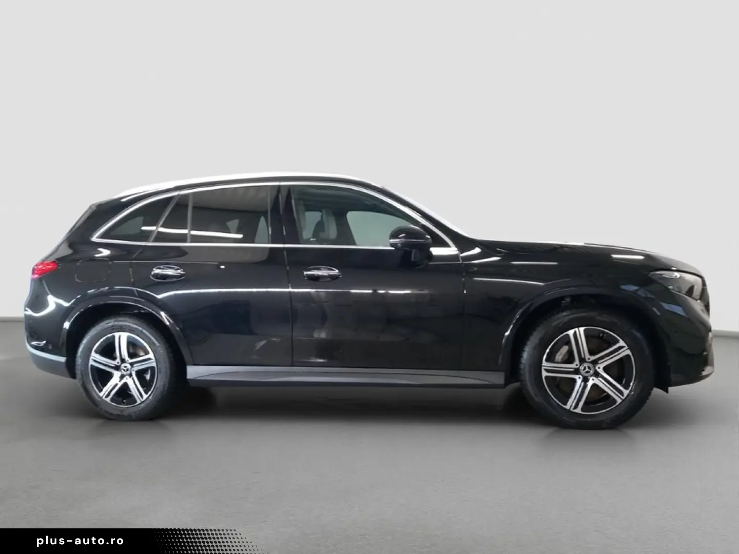 GLC 200 4M AMG AHK Pano-Dach Distronic 360